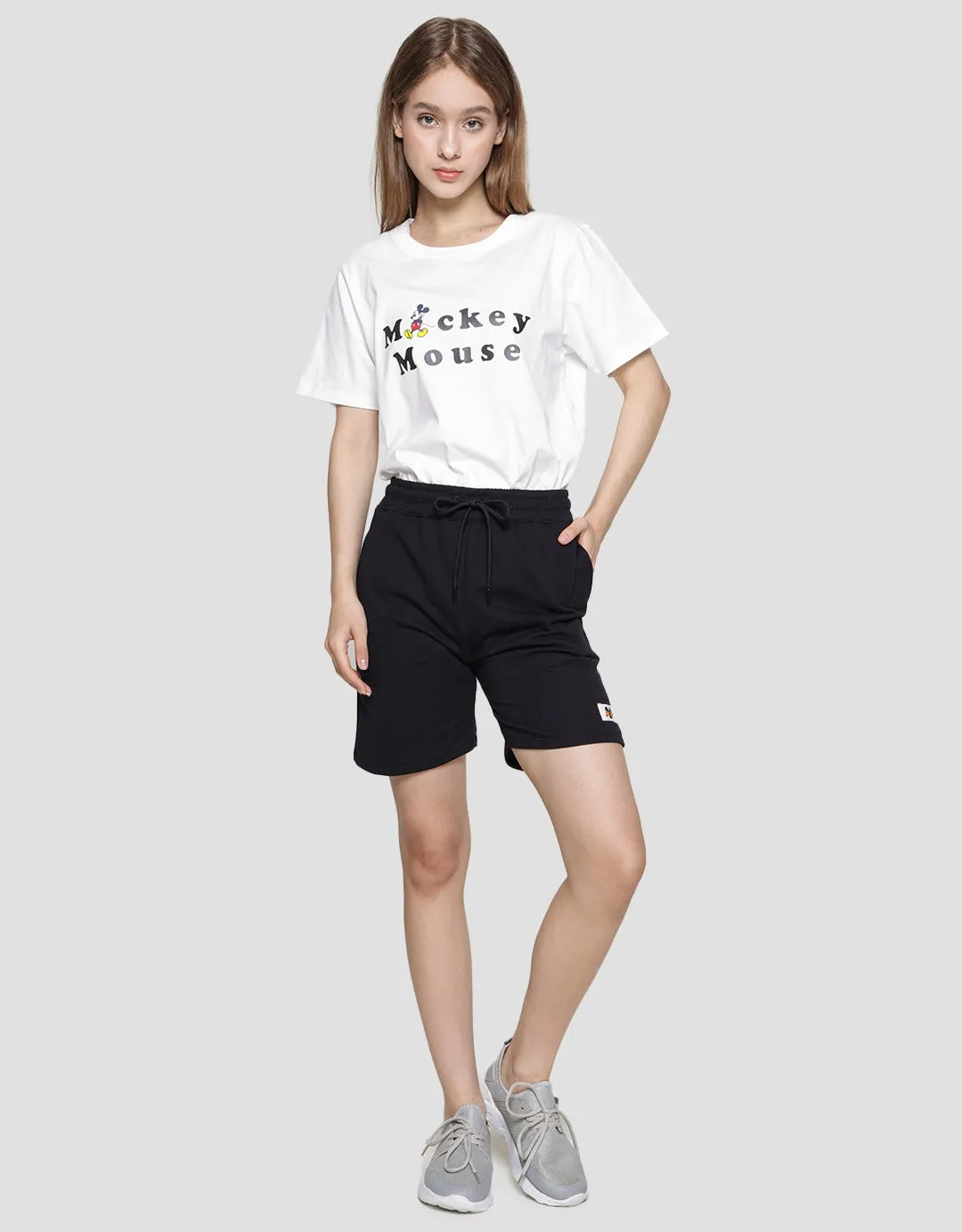 Disney Celana Pendek Wanita Print Woven Label