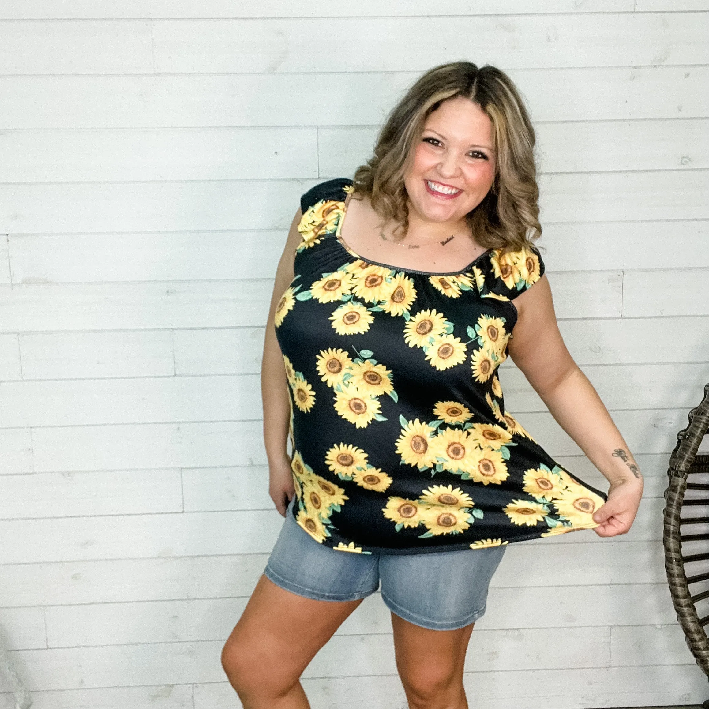 "Rikki" Sunflower Ruffle Cap Tank Top
