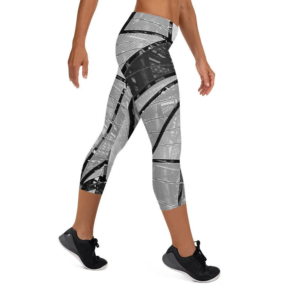 Vertigo Low Waist Capri